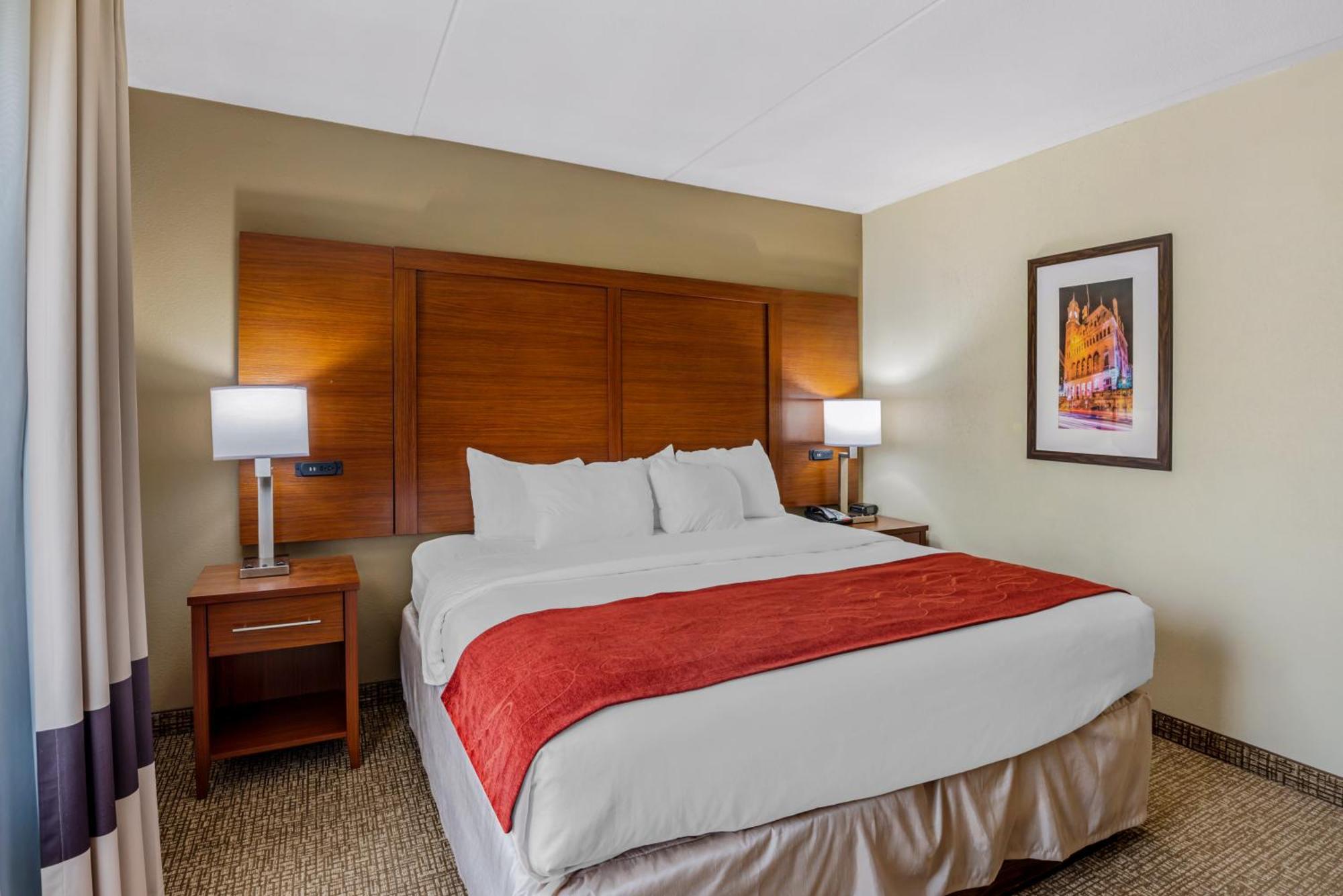 คอมฟอร์ต สวีท แอท เวอร์จิเนีย เซ็นเตอร์ คอมมอน Hotel เกลน อัลเลน ภายนอก รูปภาพ